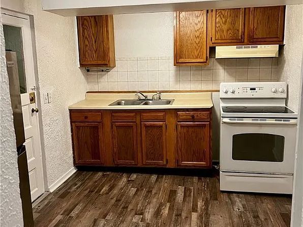 128-130 Grandview Ave #128