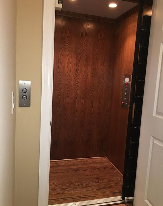 2nd image of 3103 Woodwalk Trce SE