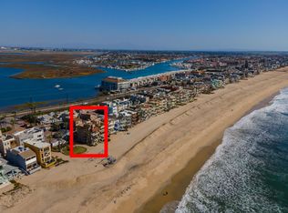 88A S Surfside Ave, Surfside, CA 90743