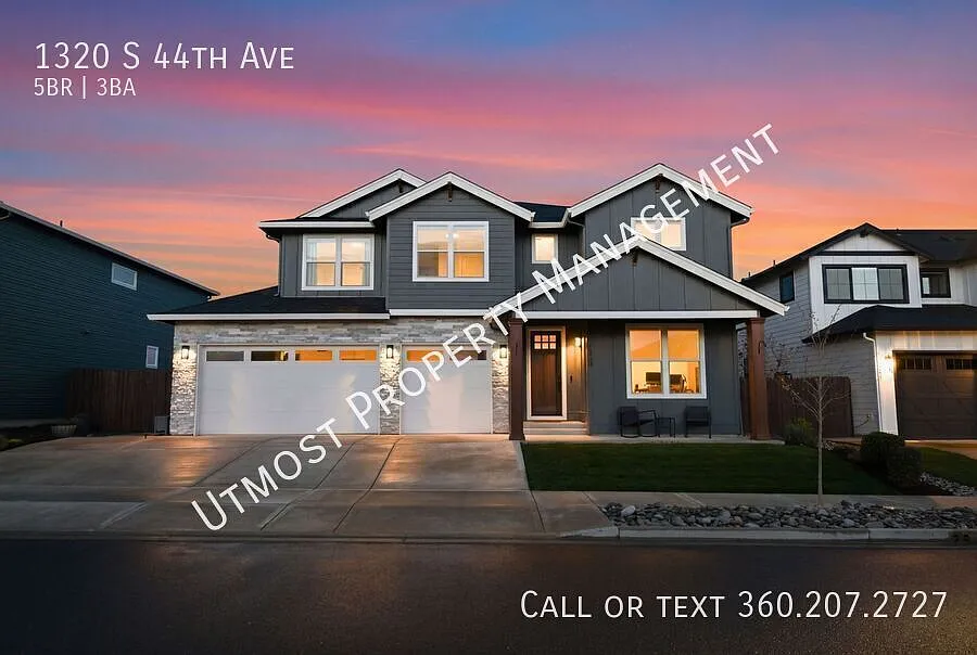 1320 S 44th Ave