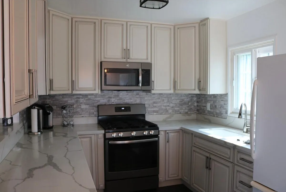 951 McCarthy Ct — Photo 1