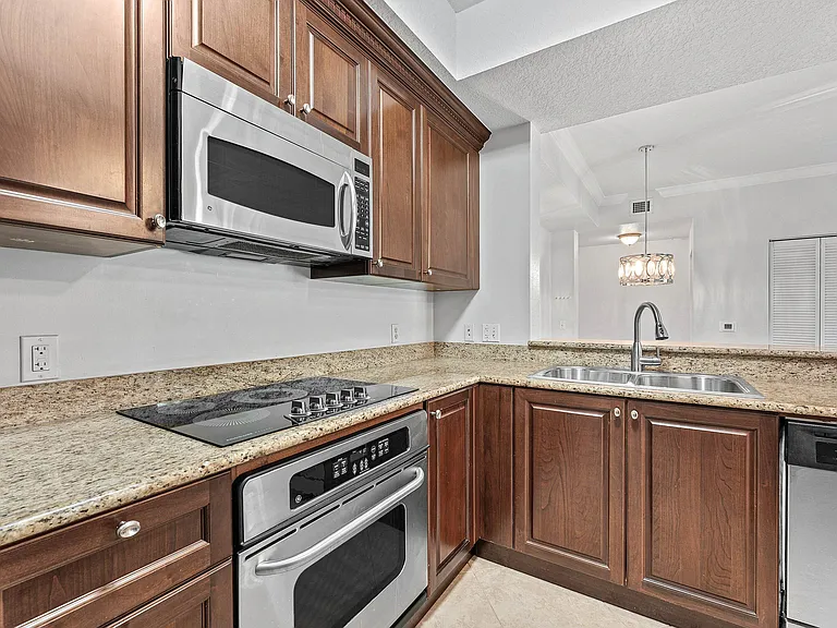 3308 Renaissance Way — Photo 10