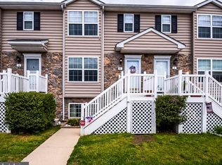 8 Cambria Ln, Smyrna, DE 19977