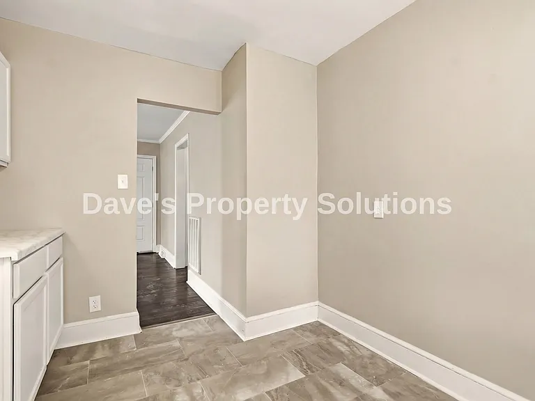 829 W Terrell St — Photo 5