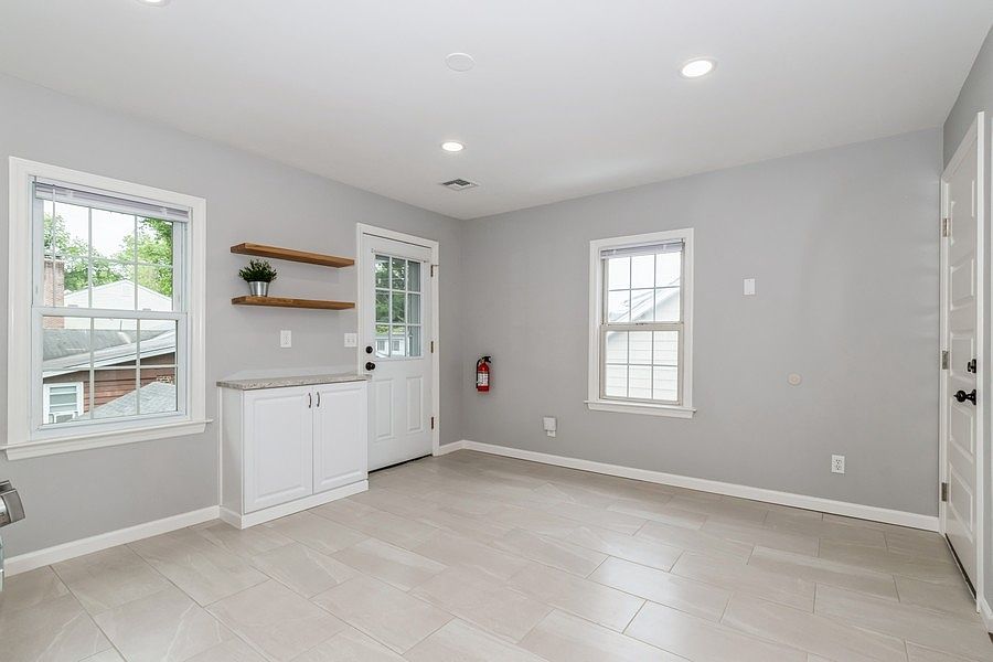 Gorgeous Brand New Kitchen!