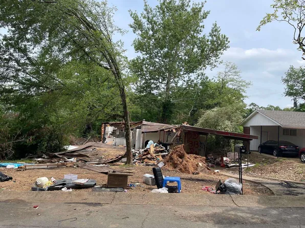 17 Ivy Dr, Little Rock, AR 72209