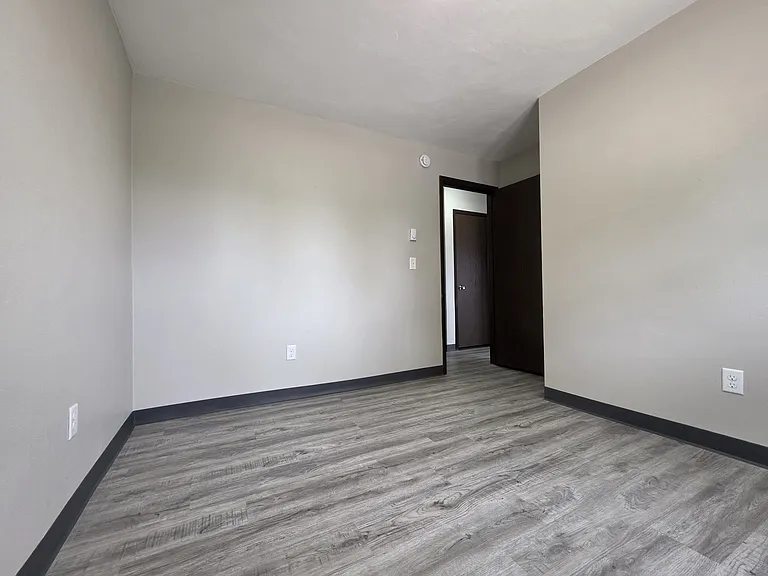 409 3rd Ave SW #1 — Photo 7