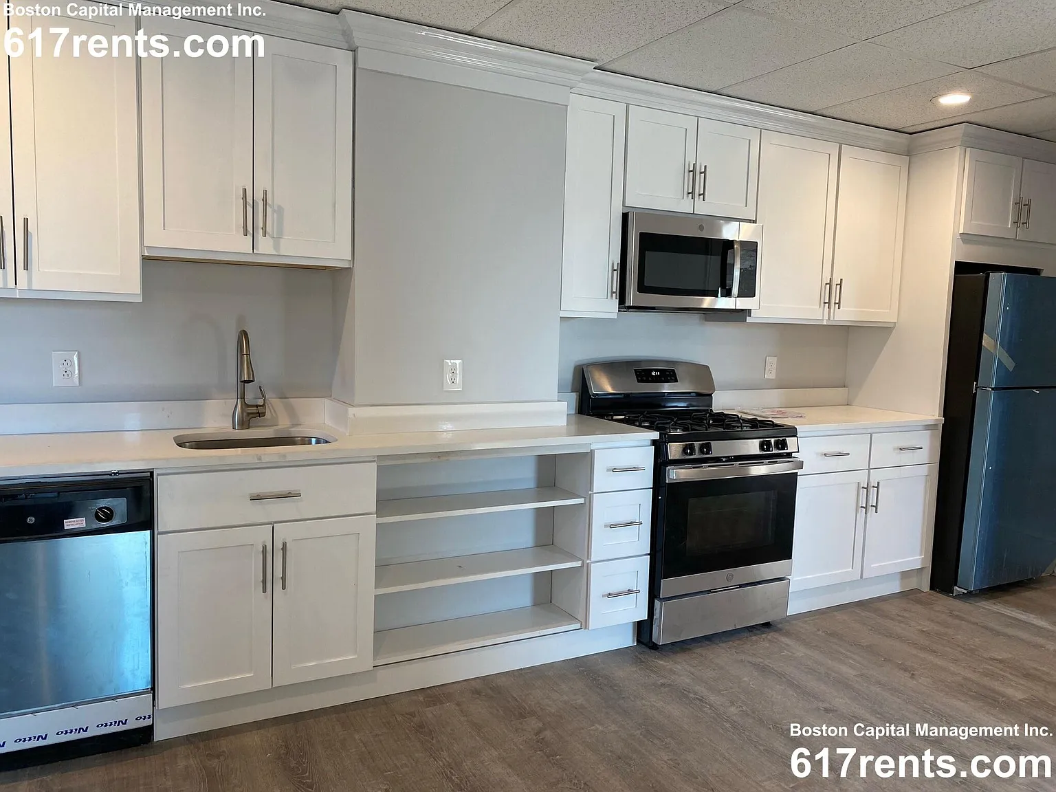3 bed, $2,695 — Photo 4