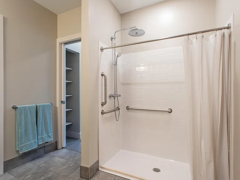 The Residence at 279 North — Photo 6