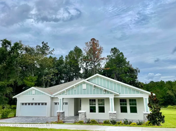 5641 Summit View Dr, Brooksville, FL 34601