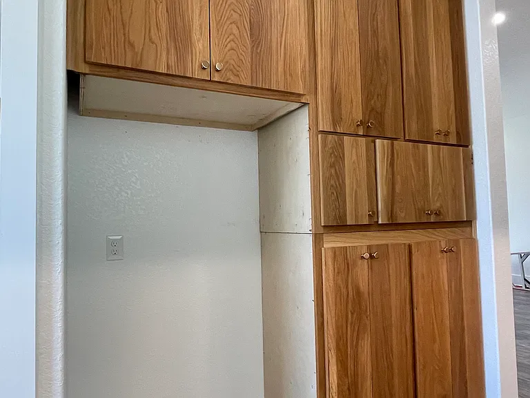 360 Hillside Dr — Photo 6
