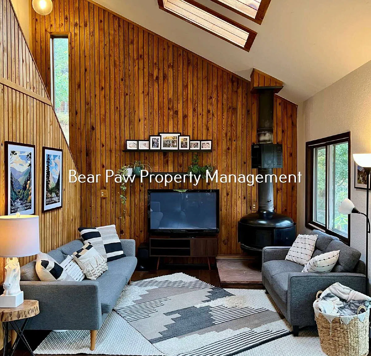 3 bed, 2.0 bath, 2001 sqft, $3,700 — Photo 3