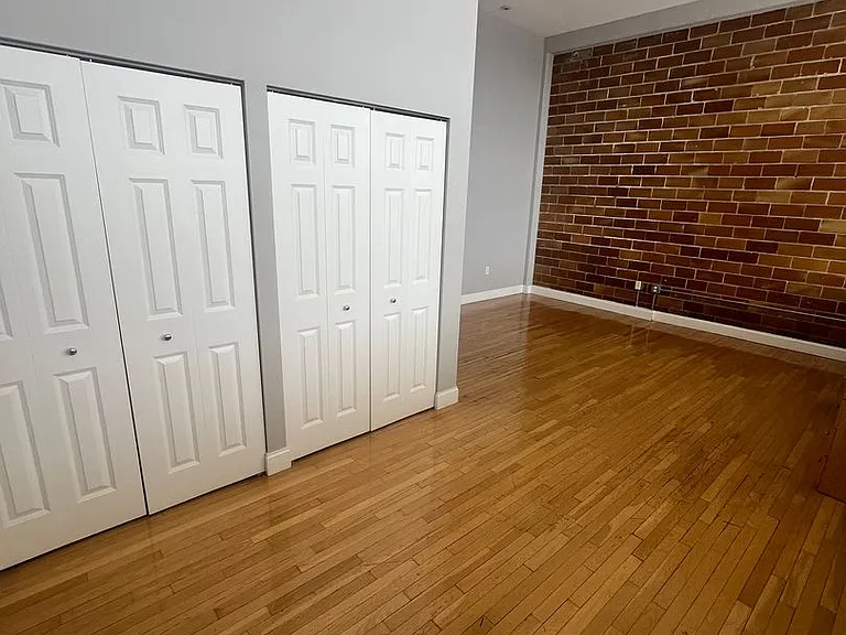 2404 Prospect Ave — Photo 56
