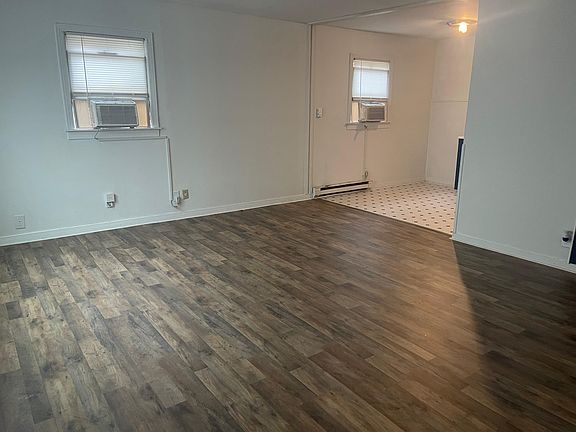4th image of 2708 Cave Ave NW