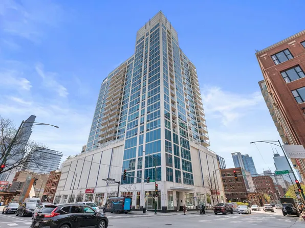 757 N Orleans St APT 1406, Chicago, IL 60654
