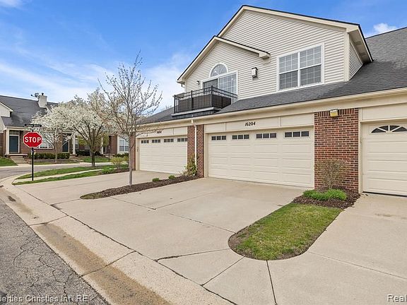 3rd image of 16204 Caitlin Cir