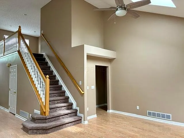 9372 Auburn Ave — Photo 3