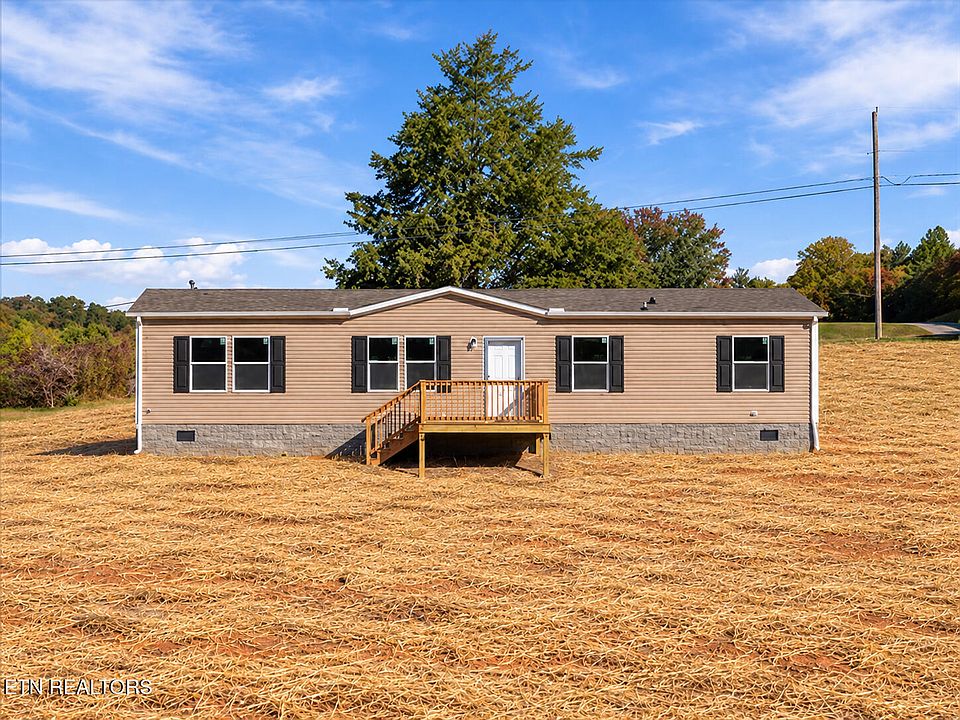 1st image of 900 Shackleford Rd