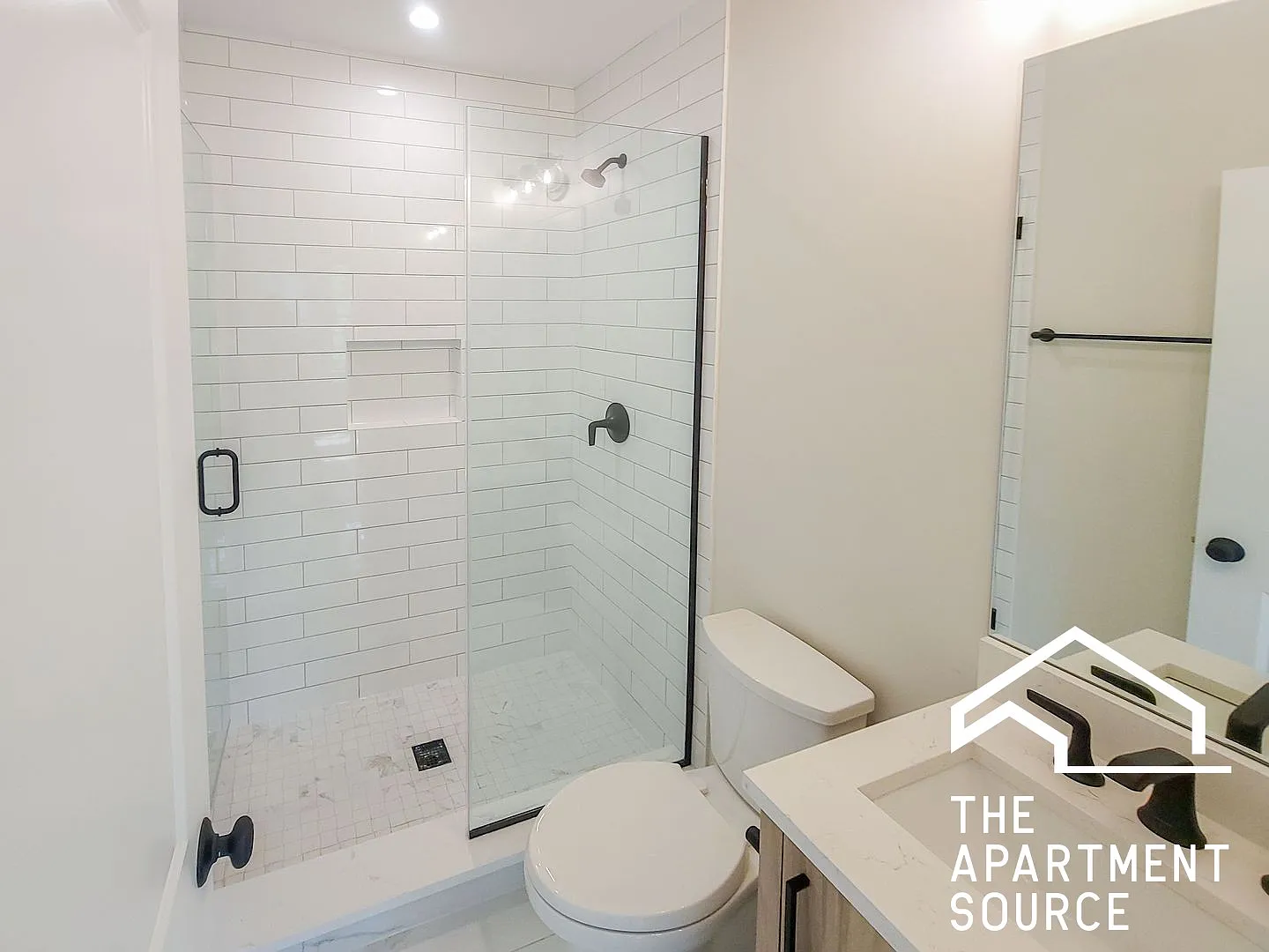 Studio, 400 sqft, $1,895 — Photo 3