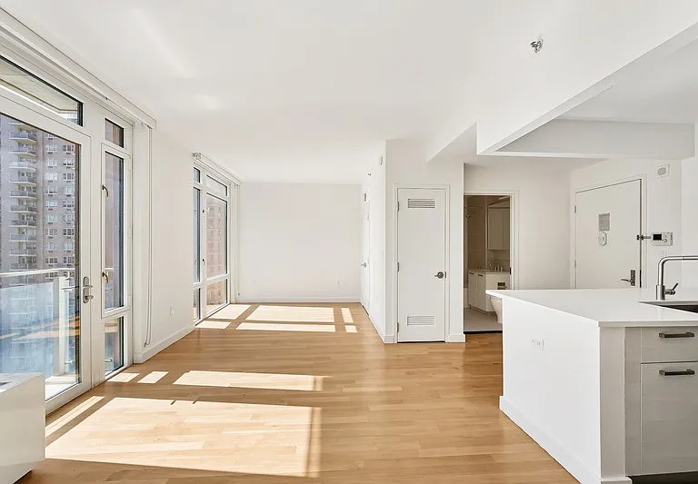 501 E 74th St #7B — Photo 6