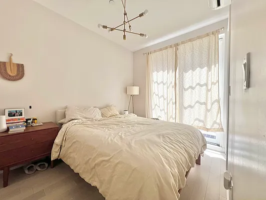 Rented by Doorway NYC, LLC | media 2