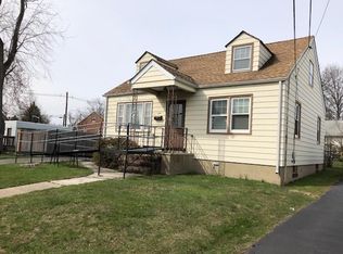 645 Lewis St, Woodbridge, NJ 07095