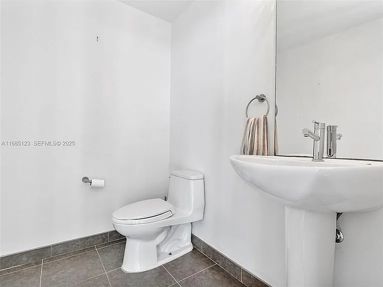 7935 East Dr #1202 — Photo 31