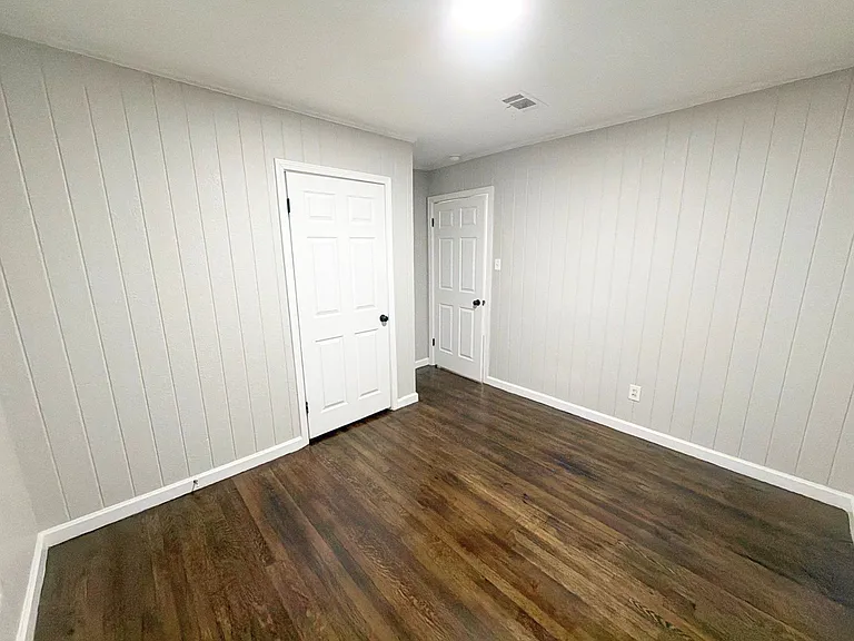3587 Hallbrook St — Photo 14