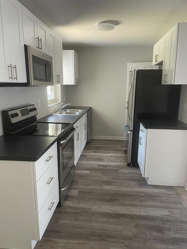 2 bed, 806 sqft, $1,850 — Photo 4