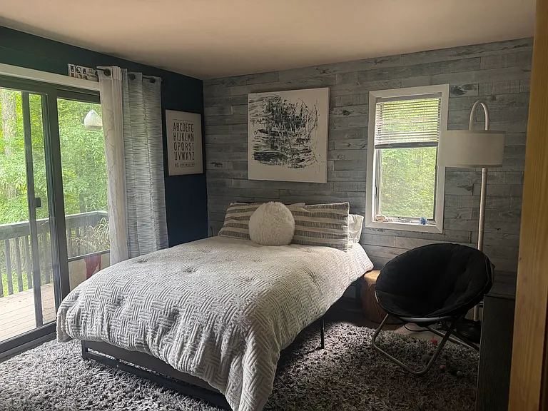 Woodland Dr — Photo 11