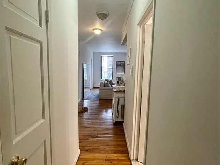 686 9th Ave #2A — Photo 9