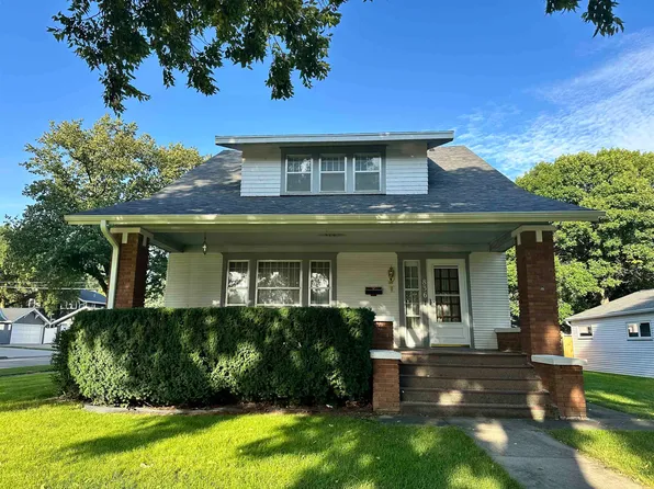 836 S 3rd St, Albion, NE 68620