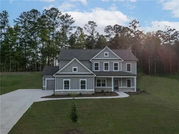 1038 Hawthorn Ct, Loganville, GA 30052