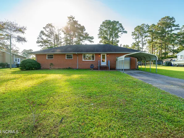 2705 Eastover Court, Newport, NC 28570
