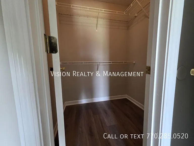 258 Lambert Overlook Cir — Photo 6