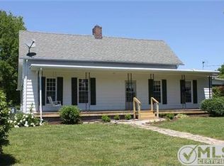 145 Columbia Ave, Centerville, TN 37033