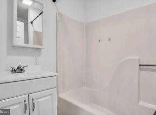 7 S Market St APT 2, Duncannon, PA 17020