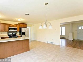 553 McDonald Rd, Winchester, VA 22602