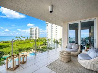 40 Seagate Dr APT 402-A, Naples, FL 34103