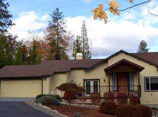 524 NW Valley View Dr, Grants Pass, OR 97526