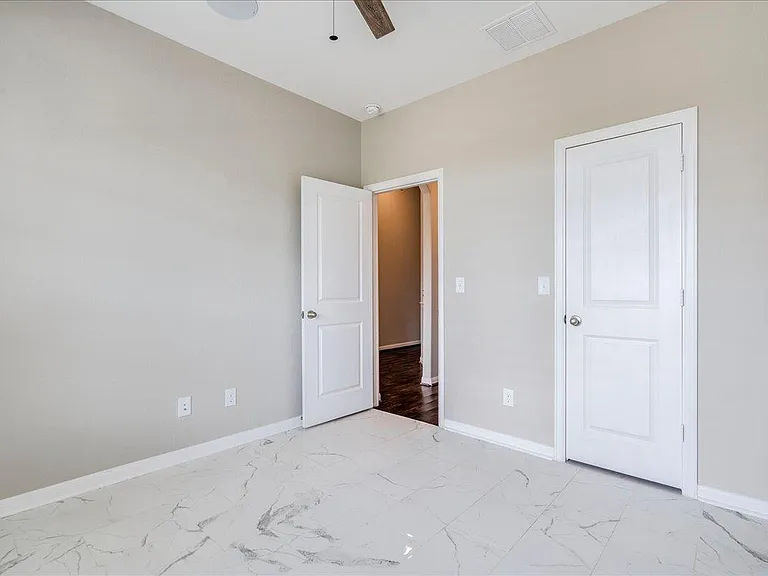 733 Blue Oak Blvd — Photo 25