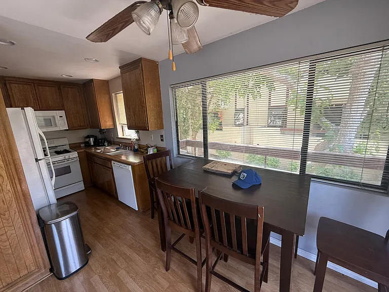 18008 Saratoga Way — Photo 6
