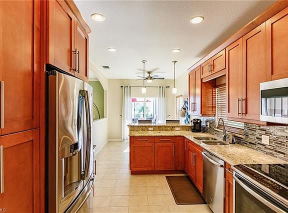 5th image of 7675 Berkshire Pines Dr