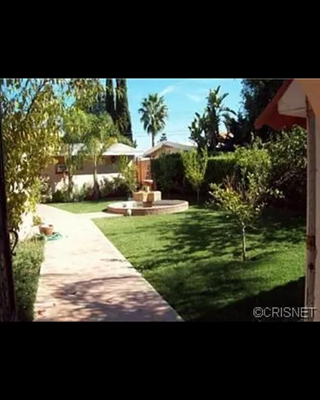 6546 Kelvin Ave — Photo 1