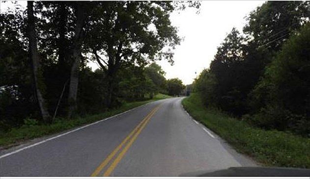 2nd image of 1648 Old Harriman Hwy