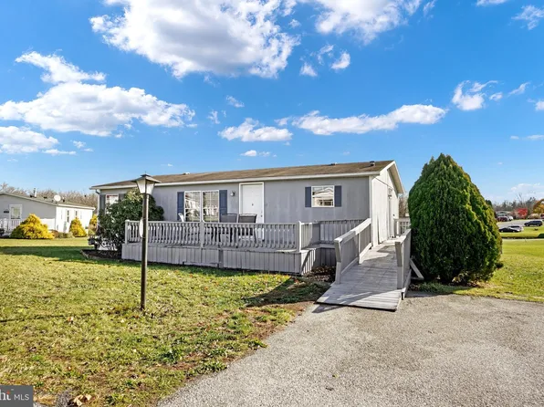 5660 Regal Ave, Dover, PA 17315