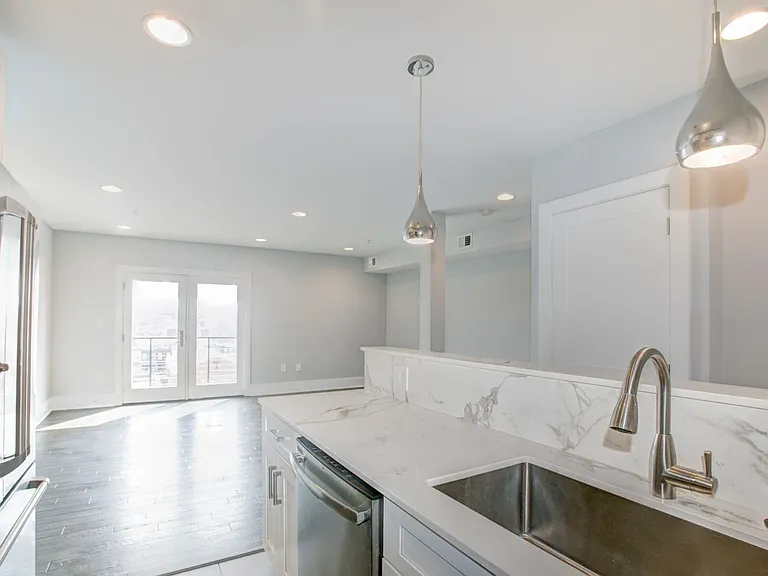 1827 Benning Rd NE — Photo 33