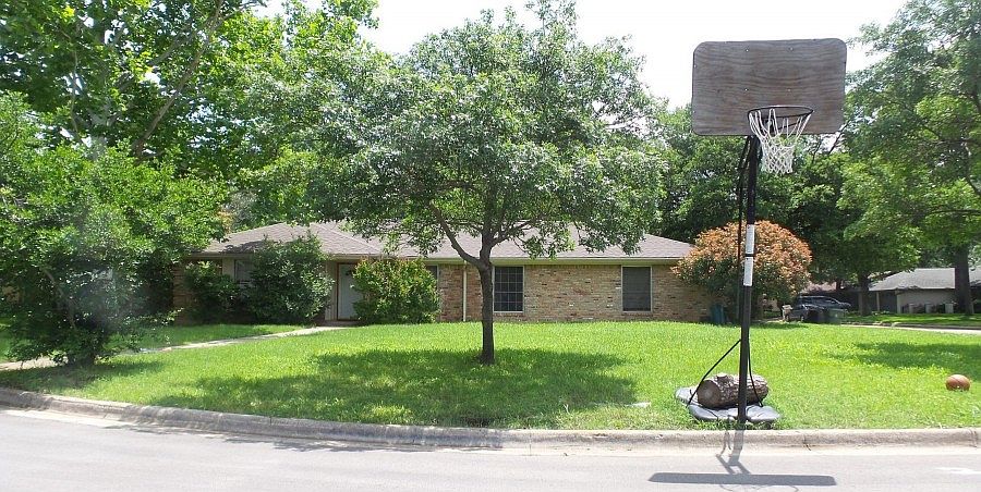 1st image of 1500 Aspen Ct
