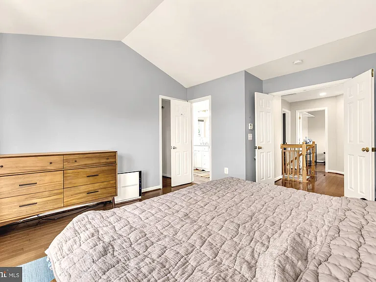 8250 2nd Ave — Photo 28
