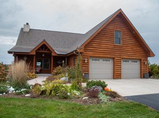 N9152 Hunters Ct, Elkhart Lake, WI 53020